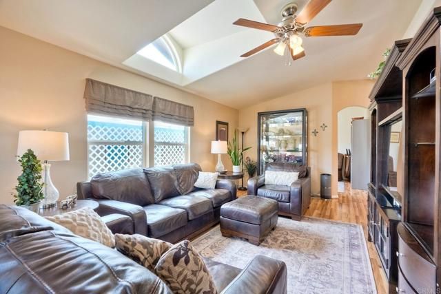 1001 S Hale Ave 2, Escondido, CA 92029