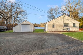 8 Pine Lane, Coventry, RI 02816