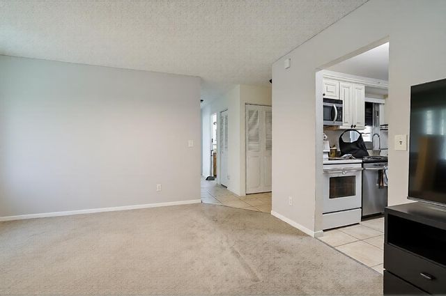 6309 Summer Sky Lane, Greenacres, FL 33463
