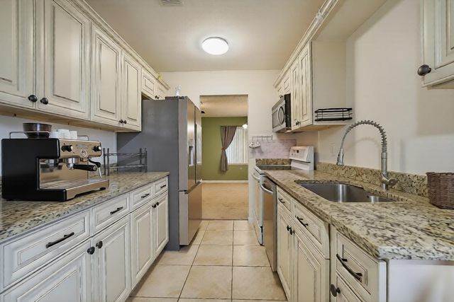 6309 Summer Sky Lane, Greenacres, FL 33463