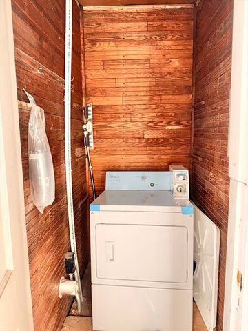 52 Fairfax Rd 1, Worcester, MA 01610