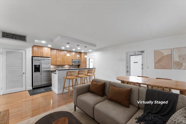 125 Isle Of Venice Dr 10, Fort Lauderdale, FL 33301