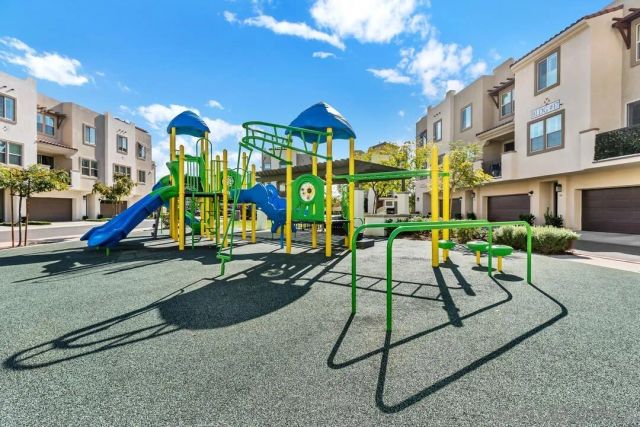 344 Waterbury Ct, Santee, CA 92071