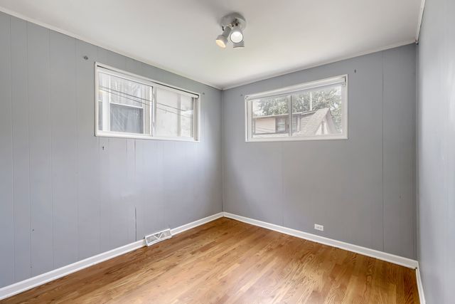 1002 Circle Avenue, Forest Park, IL 60130