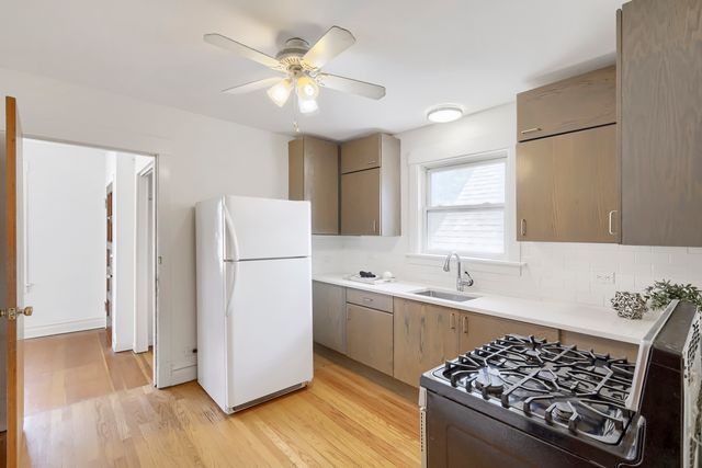 1002 Circle Avenue, Forest Park, IL 60130