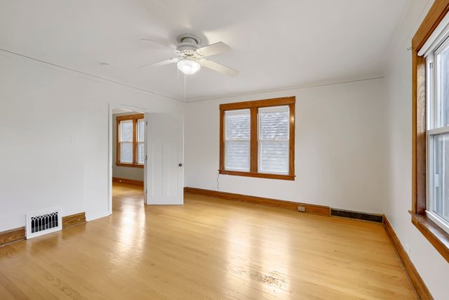 1002 Circle Avenue, Forest Park, IL 60130