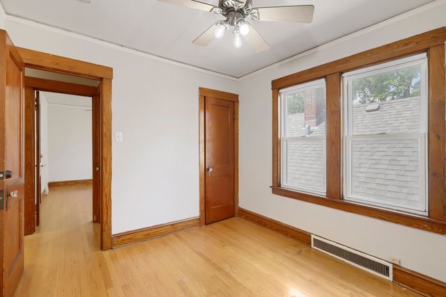1002 Circle Avenue, Forest Park, IL 60130