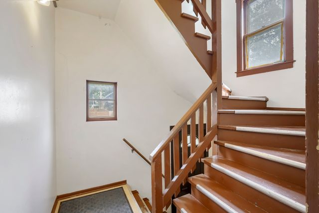 1002 Circle Avenue, Forest Park, IL 60130