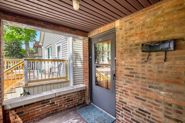 1002 Circle Avenue, Forest Park, IL 60130