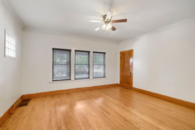 1002 Circle Avenue, Forest Park, IL 60130