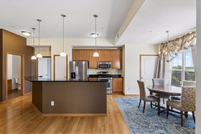 1244 County Road D E 102, Maplewood, MN 55109
