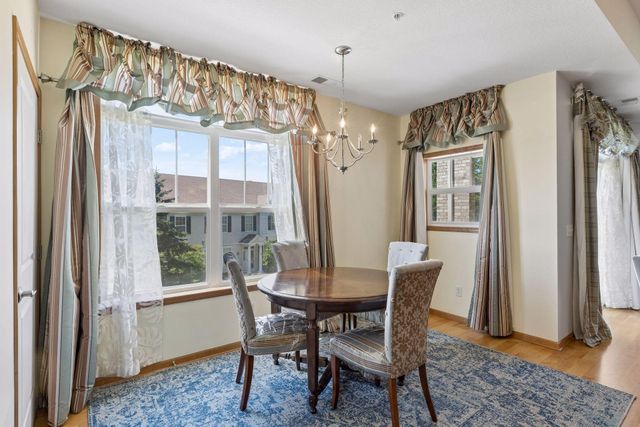 1244 County Road D E 102, Maplewood, MN 55109