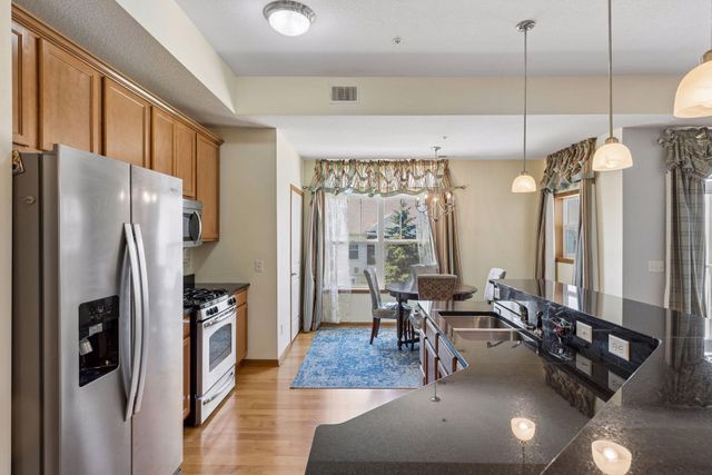 1244 County Road D E 102, Maplewood, MN 55109