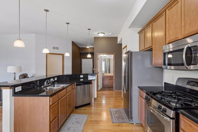 1244 County Road D E 102, Maplewood, MN 55109