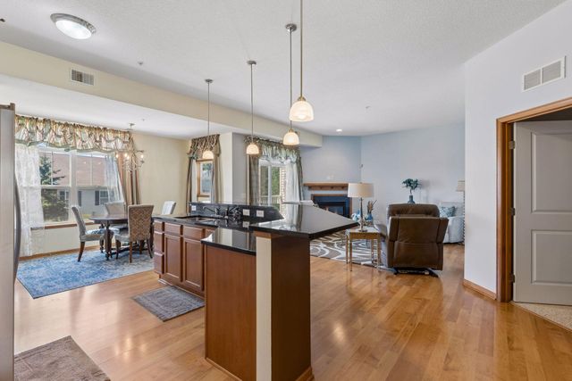 1244 County Road D E 102, Maplewood, MN 55109
