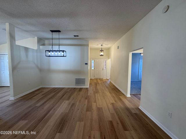 8038 TIMBER POINT Drive, Jacksonville, FL 32244