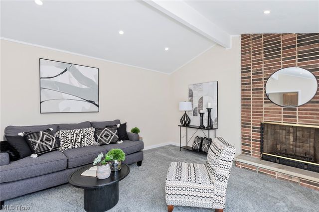 127 Brush Road, Richmond Heights, OH 44143