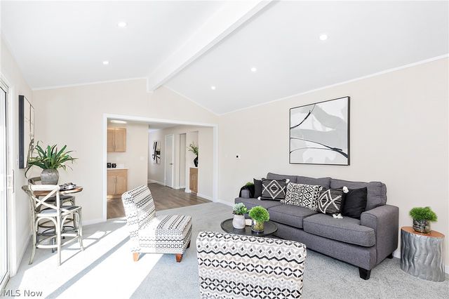 127 Brush Road, Richmond Heights, OH 44143