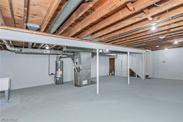 127 Brush Road, Richmond Heights, OH 44143