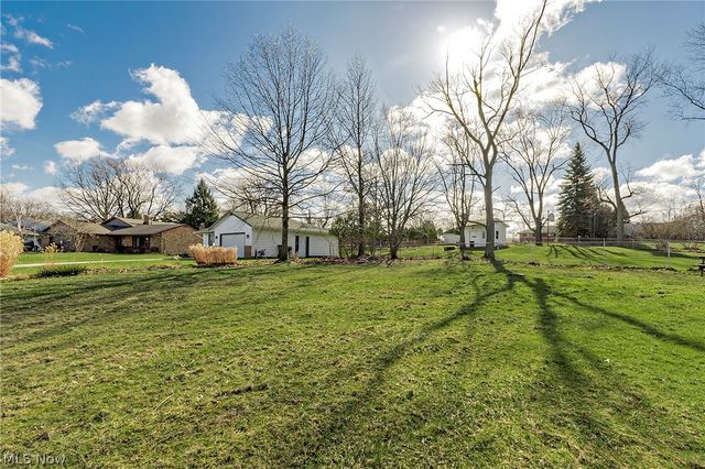 127 Brush Road, Richmond Heights, OH 44143