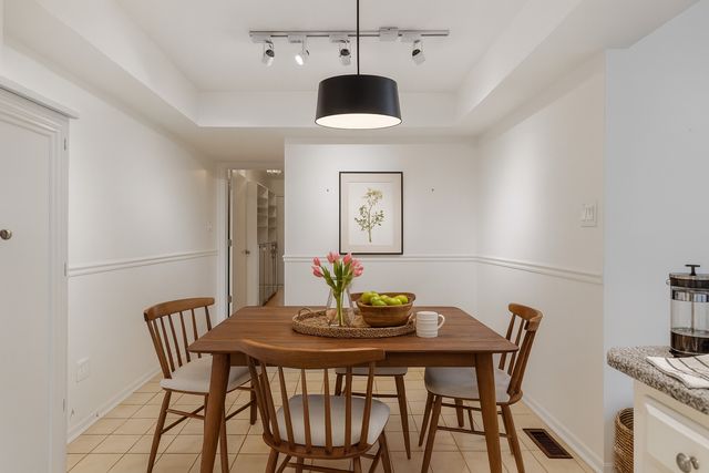 15301 Wilshire Drive, Orland Park, IL 60462