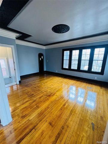 2919 Fullerton Street, Detroit, MI 48238