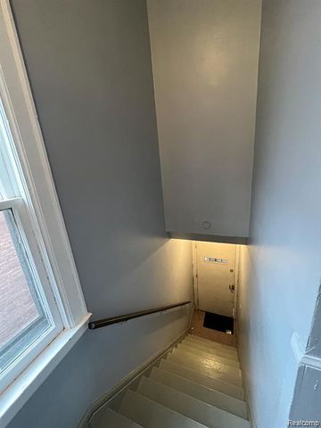 2919 Fullerton Street, Detroit, MI 48238