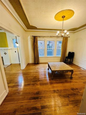 2919 Fullerton Street, Detroit, MI 48238