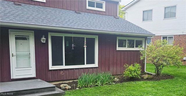 7607 Big Creek, Middleburg Heights, OH 44130