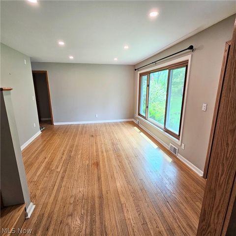 7607 Big Creek, Middleburg Heights, OH 44130
