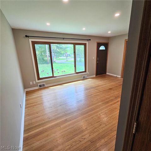 7607 Big Creek, Middleburg Heights, OH 44130