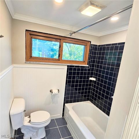 7607 Big Creek, Middleburg Heights, OH 44130