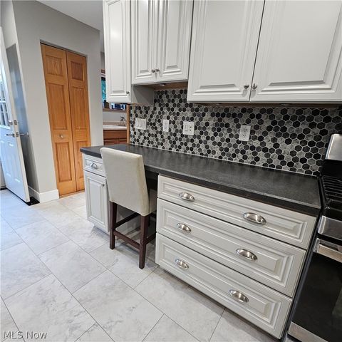 7607 Big Creek, Middleburg Heights, OH 44130