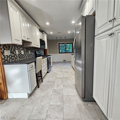 7607 Big Creek, Middleburg Heights, OH 44130