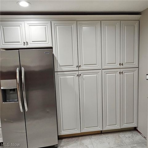7607 Big Creek, Middleburg Heights, OH 44130