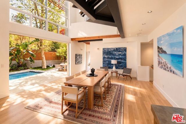 562 Stassi Lane, Santa Monica, CA 90402