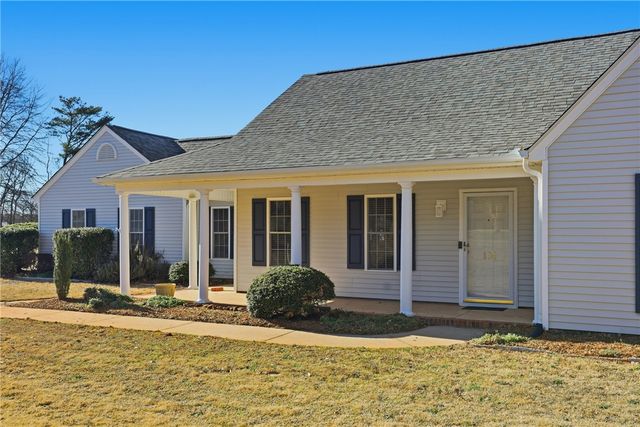104 Carrie Leigh Lane, Pendleton, SC 29670