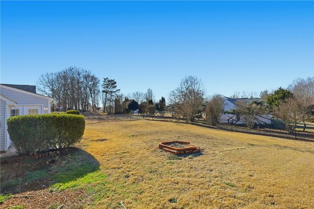 104 Carrie Leigh Lane, Pendleton, SC 29670