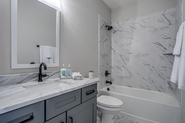 3395 Vinemont Drive, Thompsons Station, TN 37179