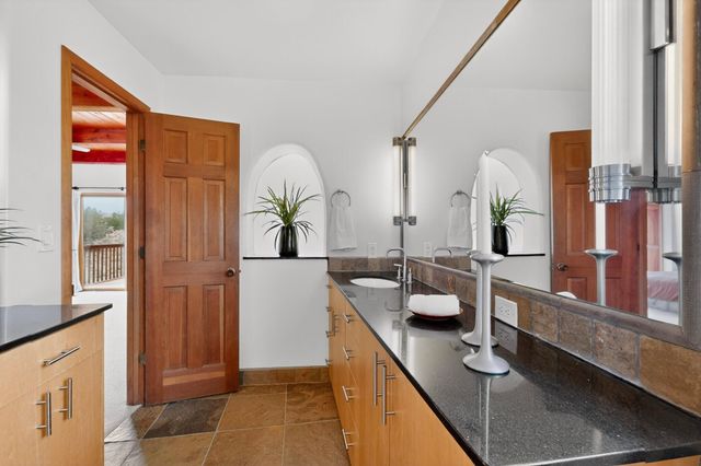 26 Calle Del Sol, Placitas, NM 87043