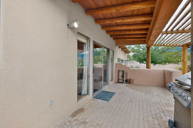 26 Calle Del Sol, Placitas, NM 87043