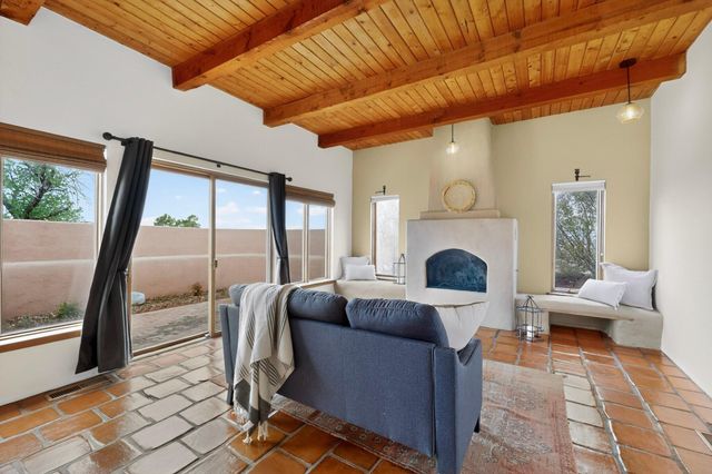 26 Calle Del Sol, Placitas, NM 87043