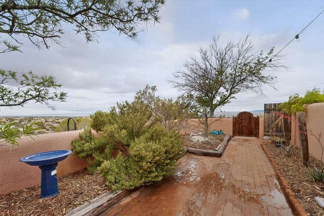 26 Calle Del Sol, Placitas, NM 87043