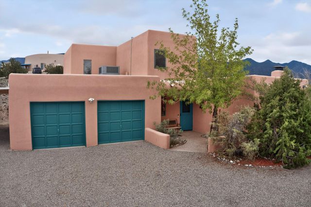 26 Calle Del Sol, Placitas, NM 87043