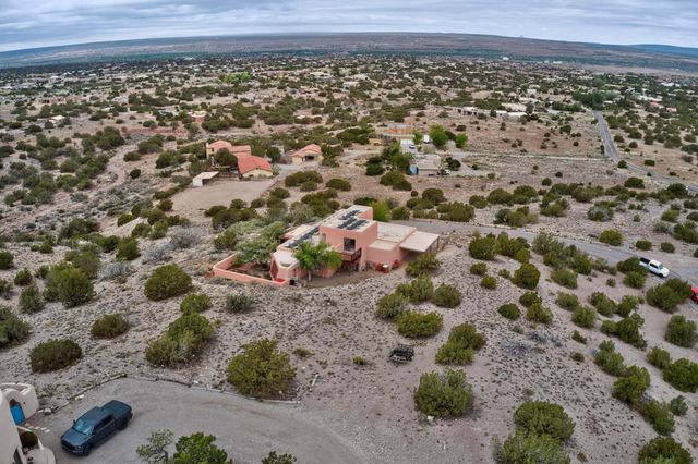 26 Calle Del Sol, Placitas, NM 87043