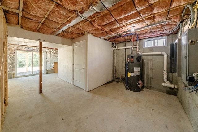 16 Strongwater Drive, Salem, MA 01970