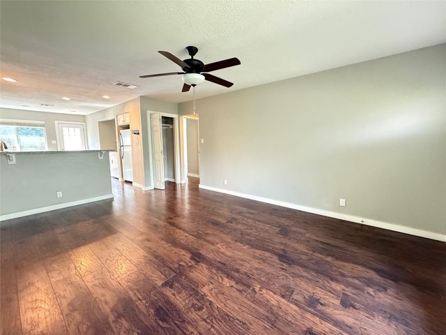10702 Lanshire DR B, Austin, TX 78758