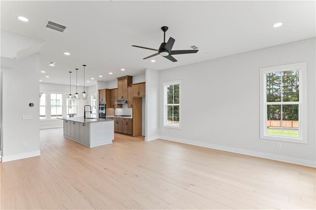 2706 Evers Drive NE 96, Marietta, GA 30066