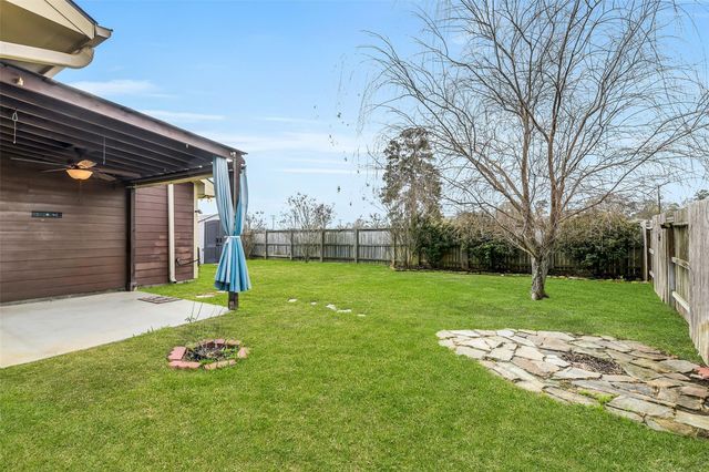 135 Brocks Lane, Montgomery, TX 77356