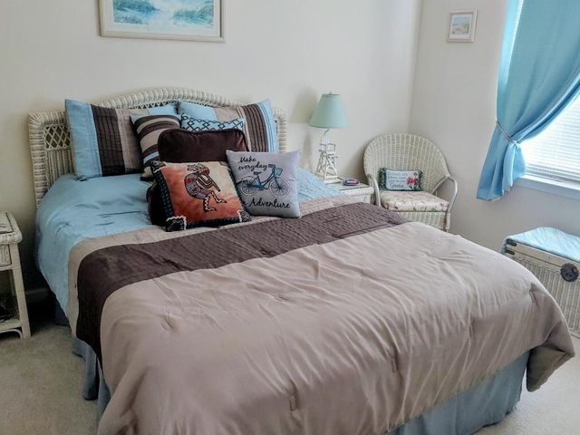 611 5th Ave. N, Surfside Beach, SC 29575